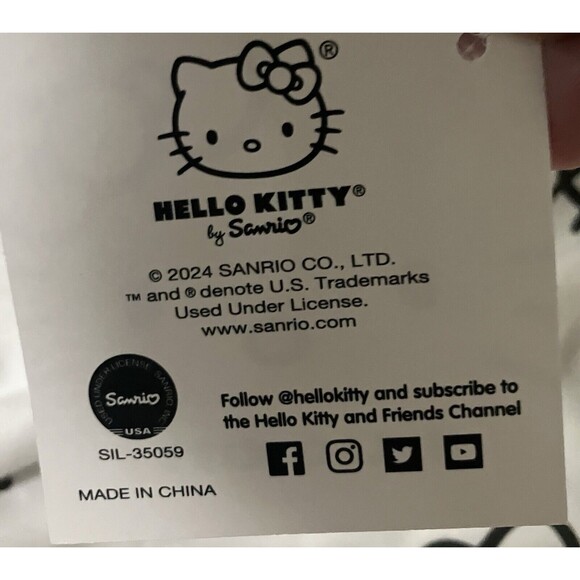 Hello Kitty Sanrio Cute 9 Kitty Short Sleeve T-Shirt White  Size : L - Picture 6 of 6